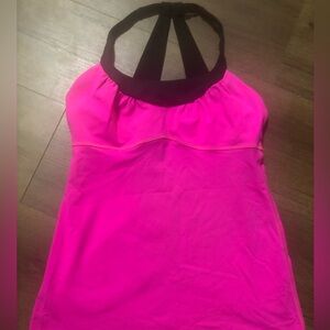 Lululemon sports tanks woman’s size L
